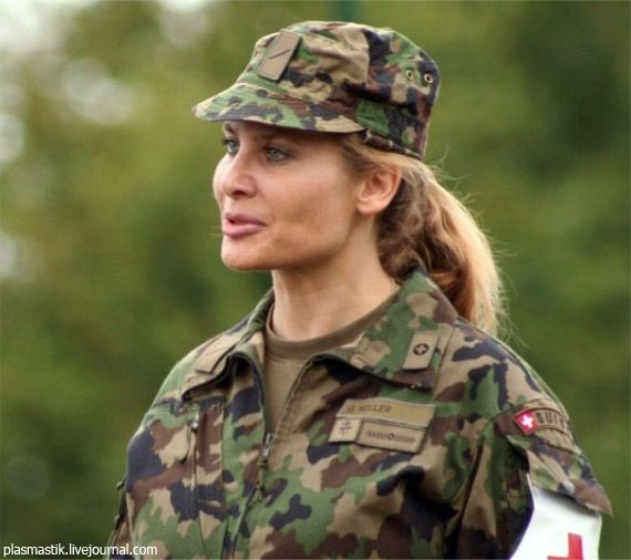 military_woman_army
