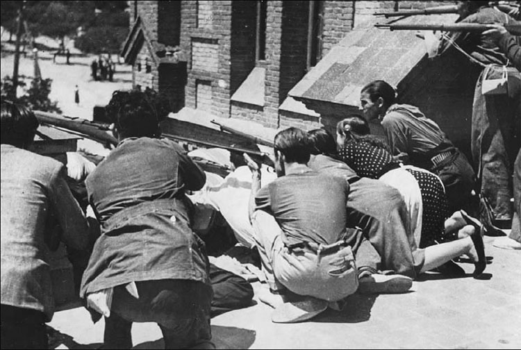 1936_barricade_Madrid