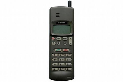 Первый GSM-телефон: Nokia 101 (1992 год)